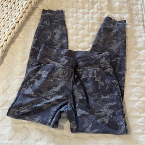 Lululemon Ready To Rulu Joggers Size 6 Camo